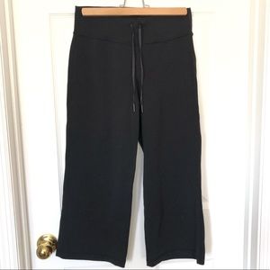 Lululemon Wide Leg Crops Sz 4